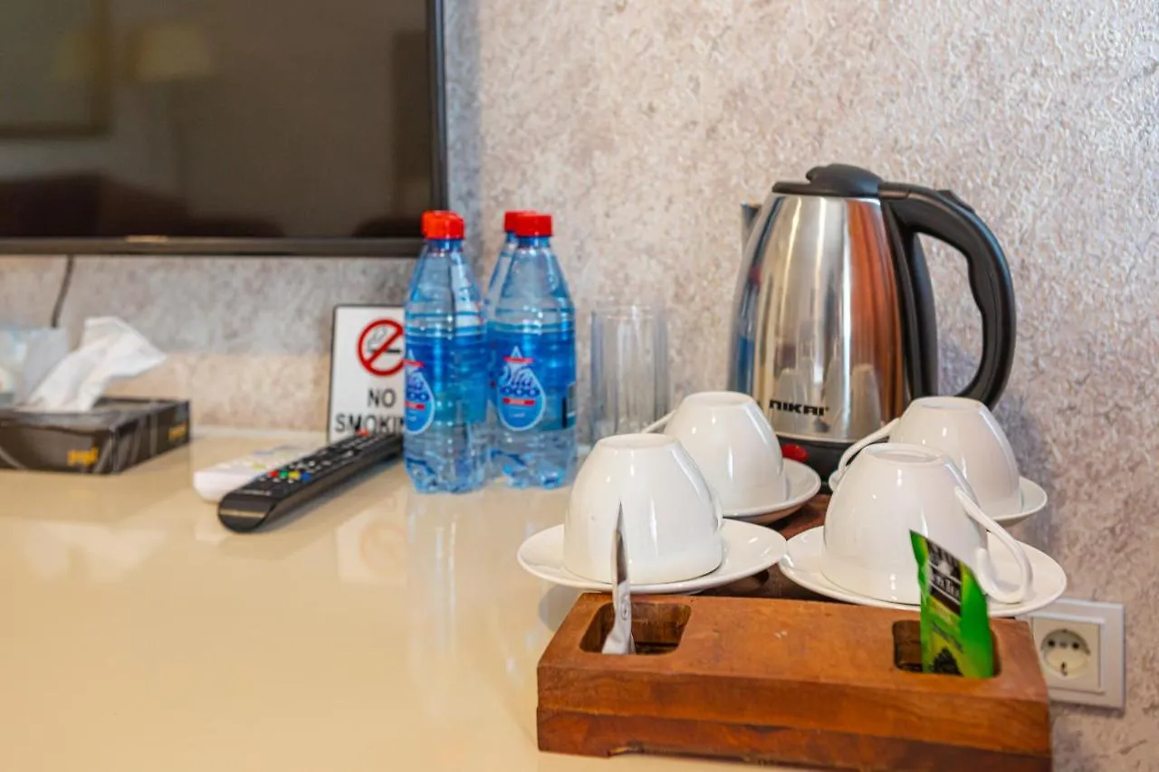 Salam Baku Hotel 4*,